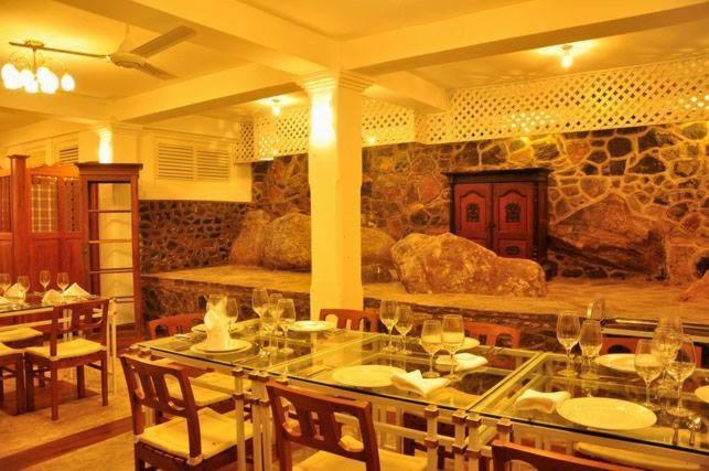 Forest Edge Hotel Ginigathena Экстерьер фото